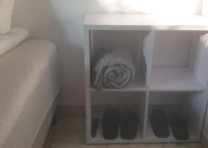 Cozy Vogi Flat